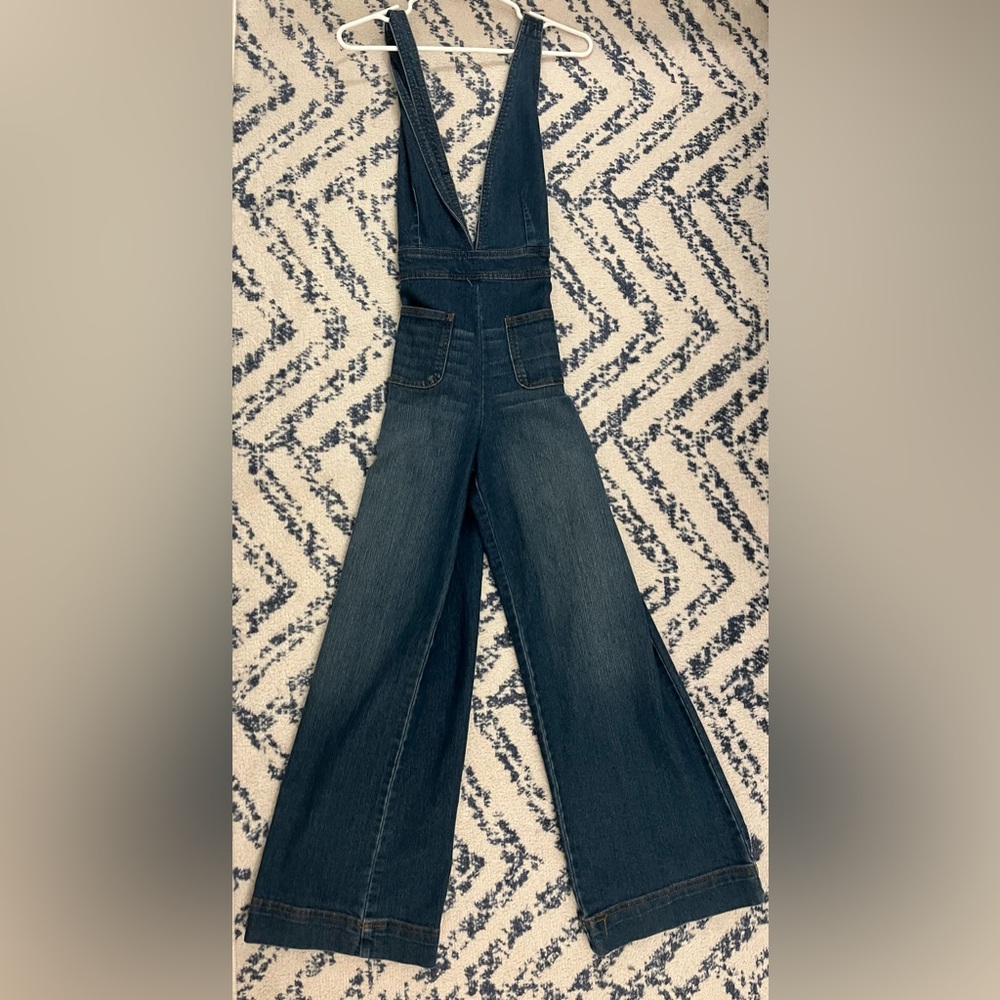 Trendy denim jumpsuit!